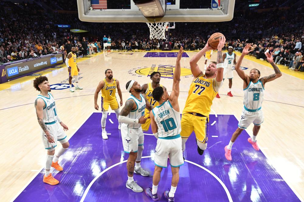 登均表现出 登均表现出